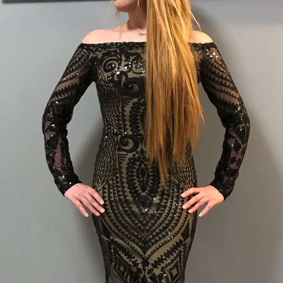 Evening sequined black gown - Picture 2 of 4